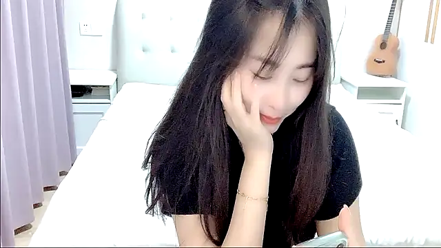 aisha123123 online show from 10-16-25, 03:35