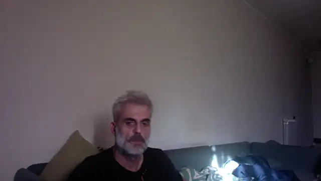 Snapshot of skossa777 chatting on 10-12-25, 06:56 skossa777 online show from 10-12-25, 06:56