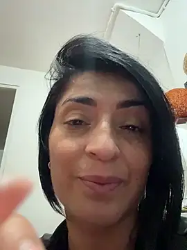 karenlennox1 online show from 12-16-25, 11:10