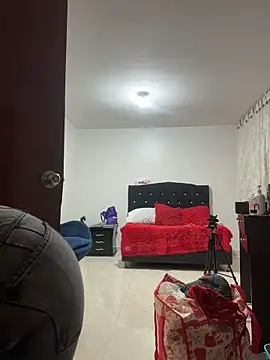 karenlennox1 online show from 02-14-26, 08:27