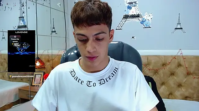 SkinnyBoy  online show from 03-11-25, 06:08