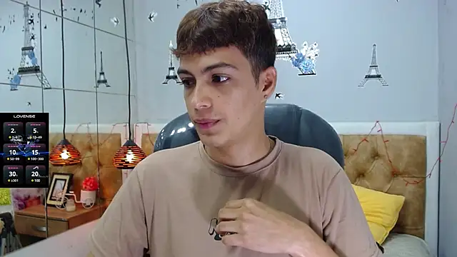 SkinnyBoy  online show from 03-19-25, 12:01