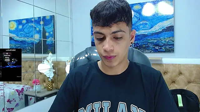 SkinnyBoy  online show from 10-04-25, 12:25