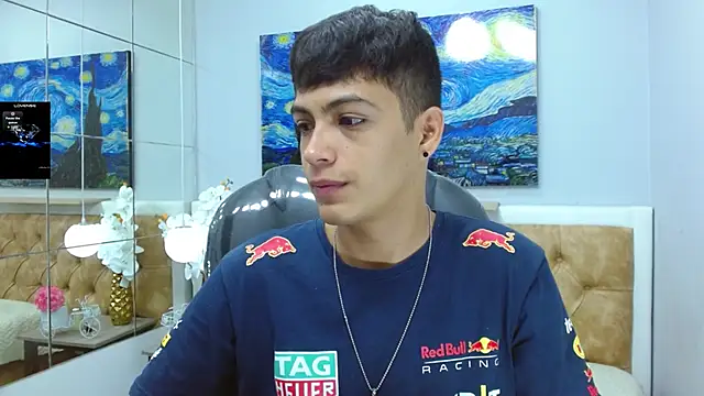 SkinnyBoy  online show from 10-15-25, 12:38