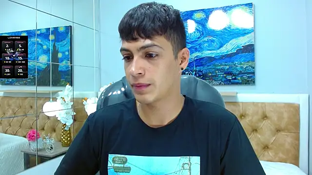 SkinnyBoy  online show from 10-18-25, 12:17