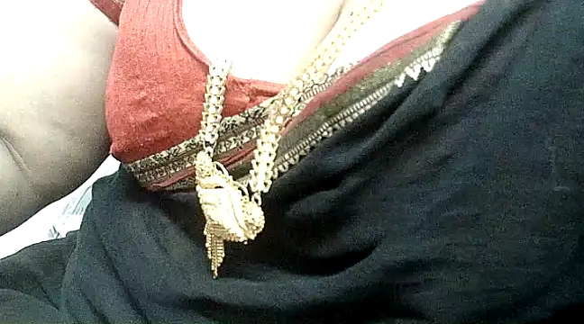 Snapshot of hot_pavitra chatting on 12-21-24, 05:51 hot pavitra online show from 12-21-24, 05:51