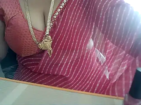 Snapshot of hot_pavitra chatting on 01-14-25, 05:30 hot pavitra online show from 01-14-25, 05:30