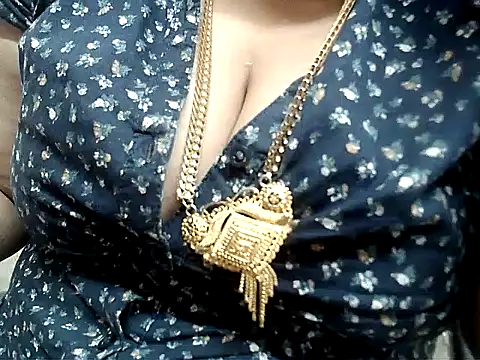 Snapshot of hot_pavitra chatting on 01-20-25, 11:43 hot pavitra online show from 01-20-25, 11:43