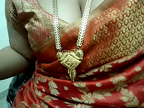 Snapshot of hot_pavitra chatting on 01-29-25, 12:43 hot pavitra online show from 01-29-25, 12:43