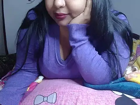 Snapshot of TASHa009 chatting on 01-10-25, 05:56 TASHa009 online show from 01-10-25, 05:56