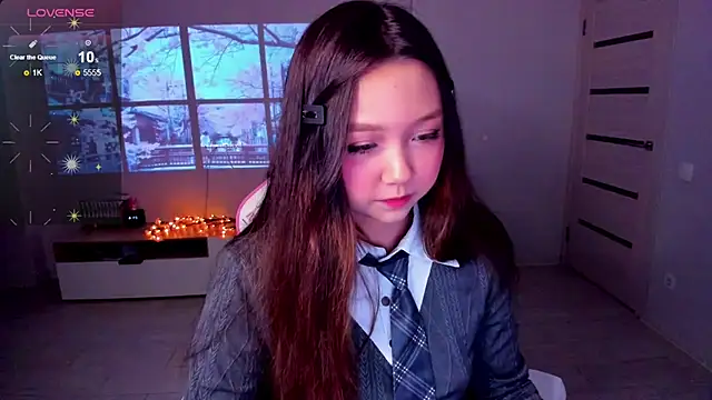 Fluffy Rose online show from 11-16-25, 12:16