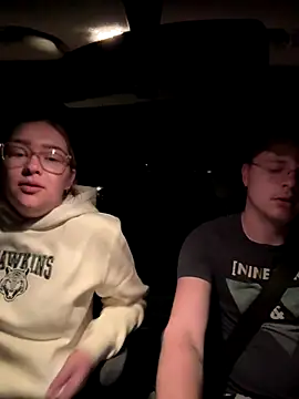 Snapshot of xX_HotCouple_Xx chatting on 10-19-25, 06:08 xX HotCouple Xx online show from 10-19-25, 06:08