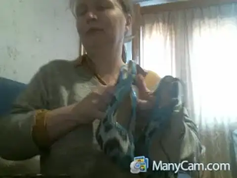 Isolda25 online show from 01-15-25, 11:43