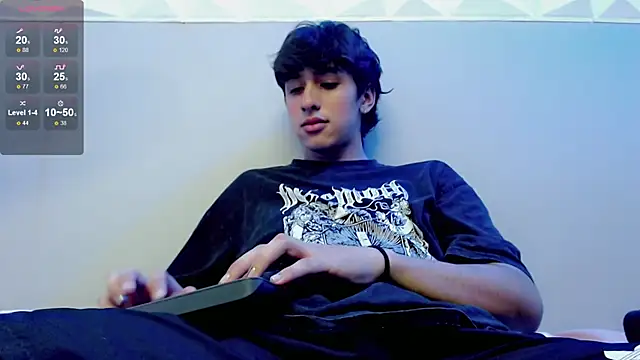 Snapshot of Jake_tripp chatting on 11-08-25, 05:51 Jake tripp online show from 11-08-25, 05:51