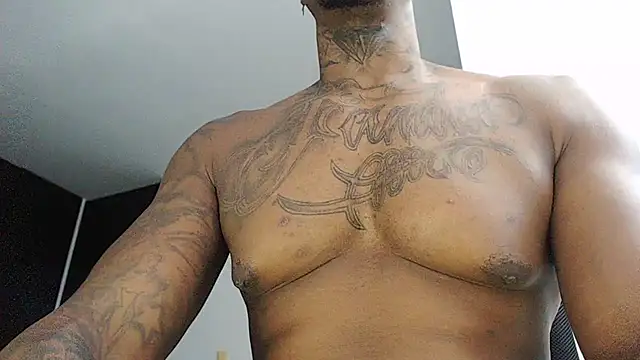 Snapshot of jhon_tomson1 chatting on 10-06-25, 10:40 jhon tomson1 online show from 10-06-25, 10:40