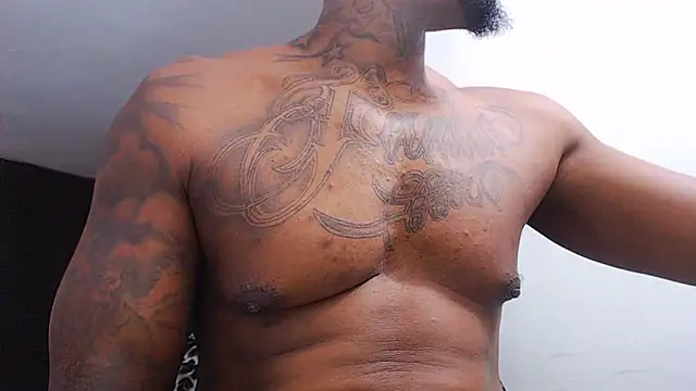 Snapshot of jhon_tomson1 chatting on 11-08-25, 05:45 jhon tomson1 online show from 11-08-25, 05:45