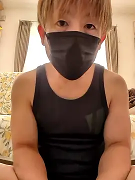 Snapshot of Osikokusama chatting on 10-16-25, 02:45 Osikokusama online show from 10-16-25, 02:45