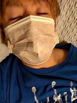 Snapshot of Osikokusama chatting on 10-25-25, 04:02 Osikokusama online show from 10-25-25, 04:02