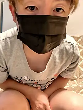 Snapshot of Osikokusama chatting on 11-21-25, 01:43 Osikokusama online show from 11-21-25, 01:43