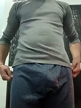 xyrus  online show from 12-25-24, 11:11