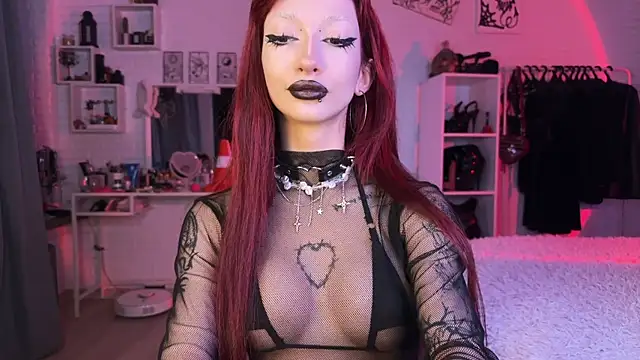 Snapshot of Marcellean chatting on 10-15-25, 03:39 Marcellean online show from 10-15-25, 03:39