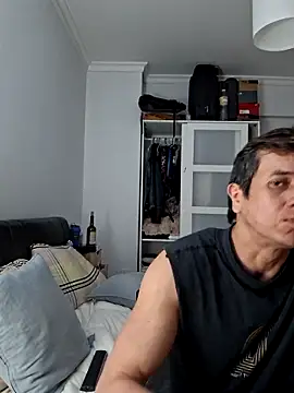 Snapshot of Tulio_maravilha12 chatting on 02-22-26, 10:19 Tulio maravilha12 online show from 02-22-26, 10:19