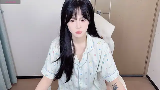 Mini-X online show from 10-10-25, 07:07