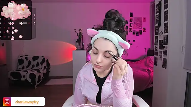 mollydoorsis1 online show from 02-05-25, 04:36