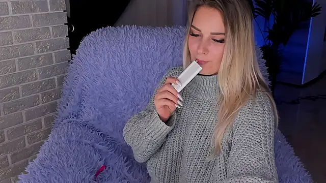KittiLiza online show from 01-26-25, 09:51