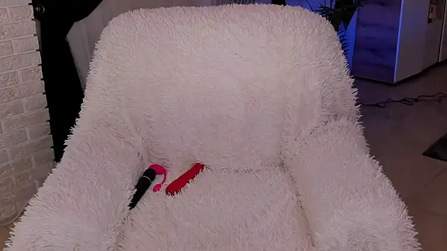 KittiLiza online show from 01-28-25, 01:50