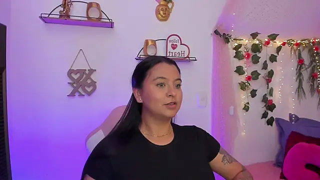 Sweet Chloe06 online show from 02-04-25, 04:39