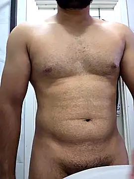 Snapshot of samcumms chatting on 11-16-25, 03:28 samcumms online show from 11-16-25, 03:28