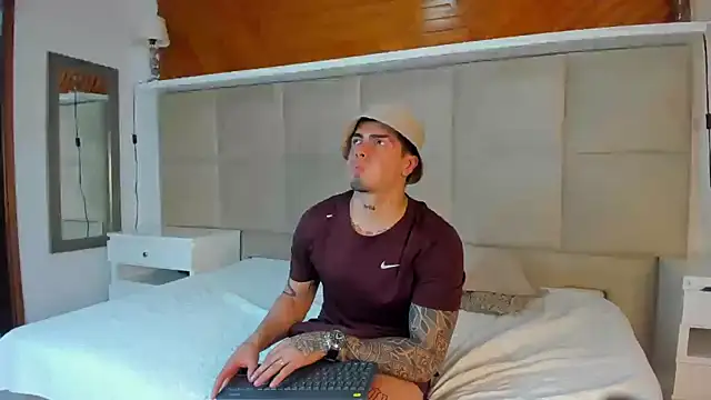  mrcock online show from 12-17-24, 10:43