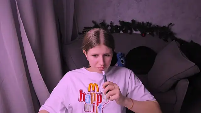 Snapshot of kirraa_ chatting on 12-29-24, 01:13 kirraa online show from 12-29-24, 01:13