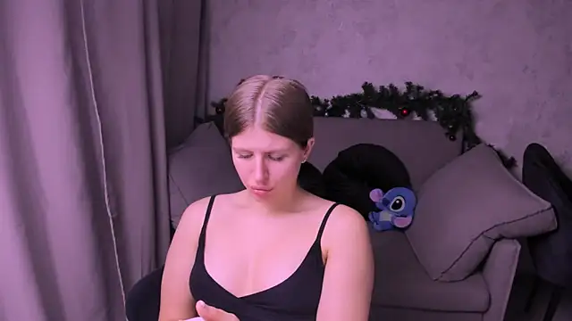 Snapshot of kirraa_ chatting on 01-03-25, 09:47 kirraa online show from 01-03-25, 09:47