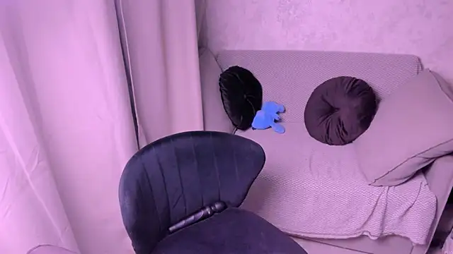 Snapshot of kirraa_ chatting on 01-26-25, 10:13 kirraa online show from 01-26-25, 10:13