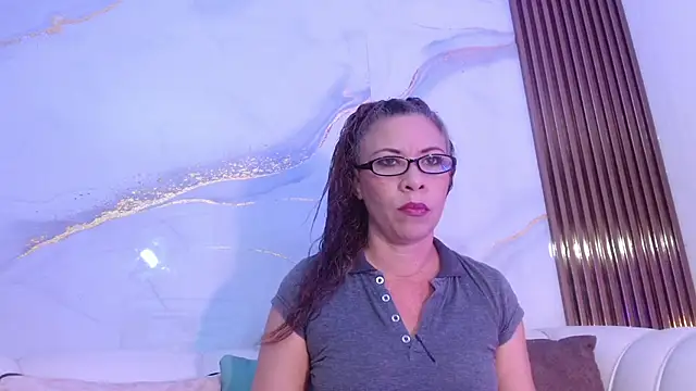 ARTEMIZA LOVE  online show from 09-23-25, 12:30