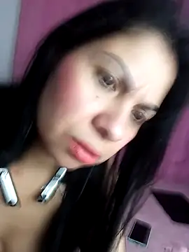 saralunabella online show from 12-11-24, 08:07