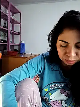 saralunabella online show from 01-24-25, 03:34