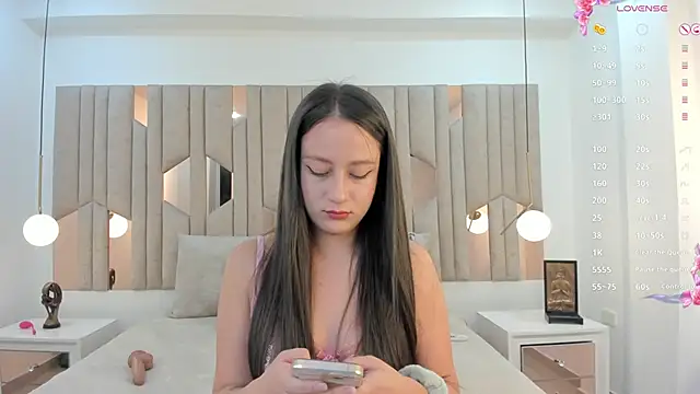 1m caro  online show from 12-10-24, 05:17