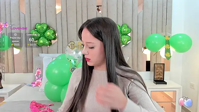 1m caro  online show from 03-17-25, 04:08