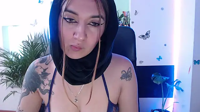 Lia-mitch online show from 09-19-25, 06:19