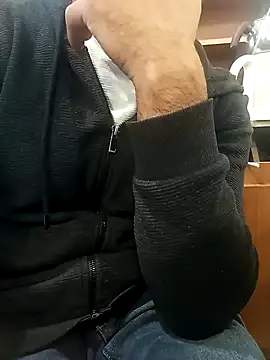 Snapshot of okan3456ok chatting on 09-18-25, 01:57 okan3456ok online show from 09-18-25, 01:57