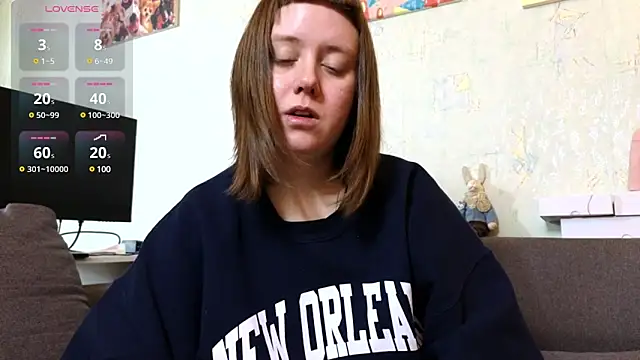 June shy0 online show from 02-26-25, 08:04