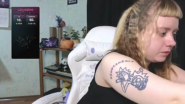 June shy0 online show from 11-05-25, 06:57