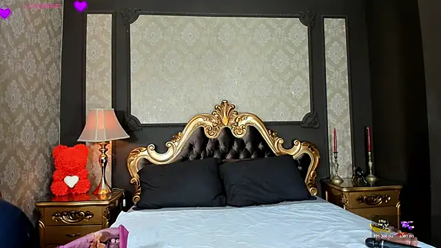 NahomiAcosta online show from 11-21-25, 08:29