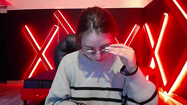 Snapshot of _isaabellaa chatting on 11-26-25, 02:51 isaabellaa online show from 11-26-25, 02:51