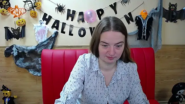 FreyaDak online show from 10-26-25, 06:08