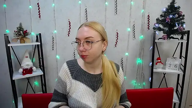 Snapshot of BeatriceFly chatting on 12-26-24, 06:09 BeatriceFly online show from 12-26-24, 06:09
