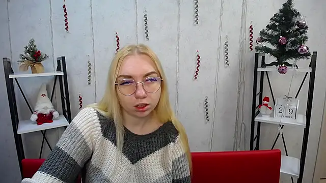 Snapshot of BeatriceFly chatting on 12-30-24, 06:20 BeatriceFly online show from 12-30-24, 06:20